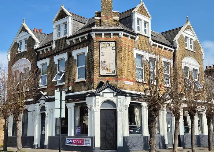 Forest Gate Hotel - Free Parking Limited Spaces