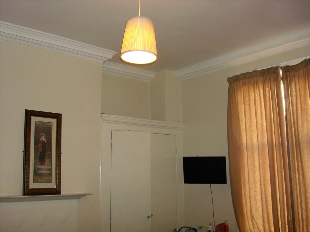 Forest Gate 2*